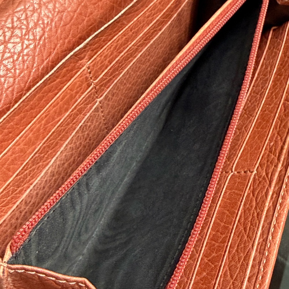Gucci Beige Monogram Canvas Wallet with Orange Leather Trim - Picture 9 of 14